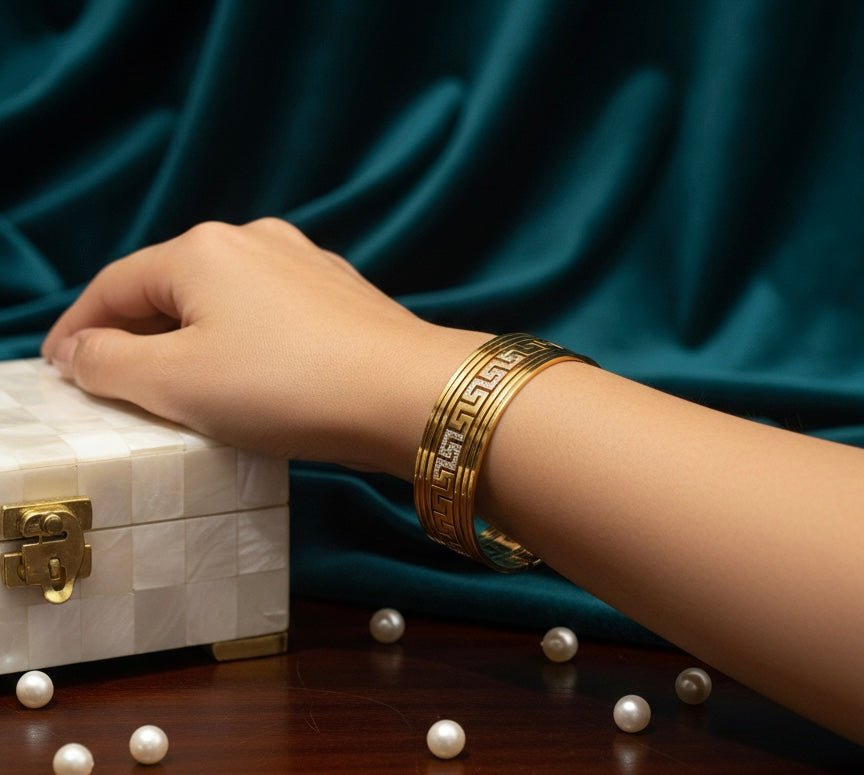 Majestic Cuff