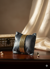 Royal mesh Cuff