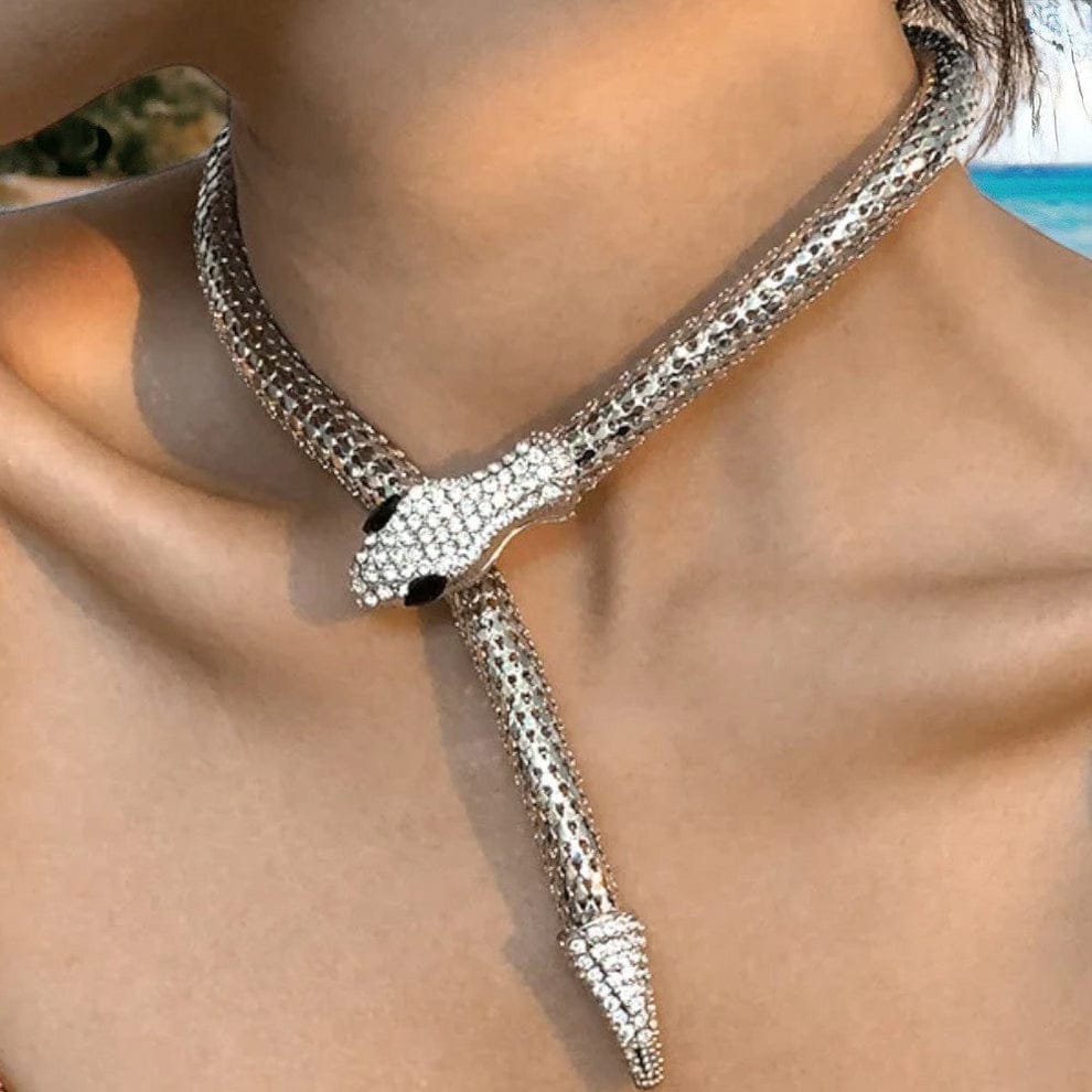 Snake Wrap Chokar