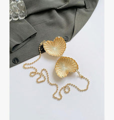 Mini heart clutches